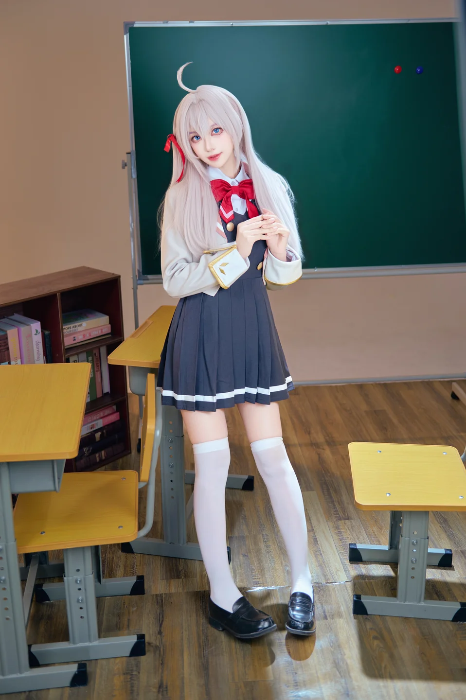 Shika小鹿鹿 - 邻座艾莉同学 [38P,2V-369MB] tg@simisebaisi 【丝足阁】018.webp